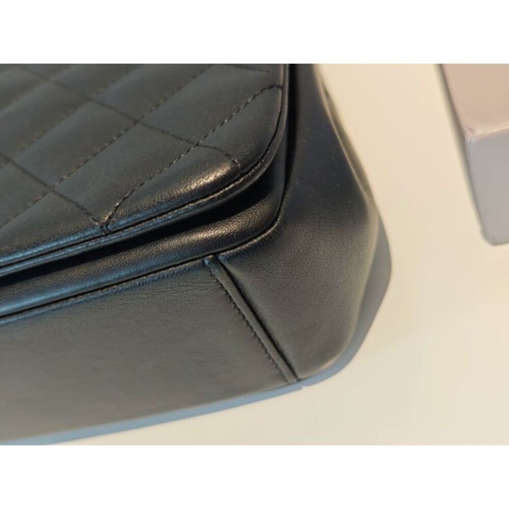 Chanel Women Pre-Loved Bag Very Good Condition - Picture 6 of 6